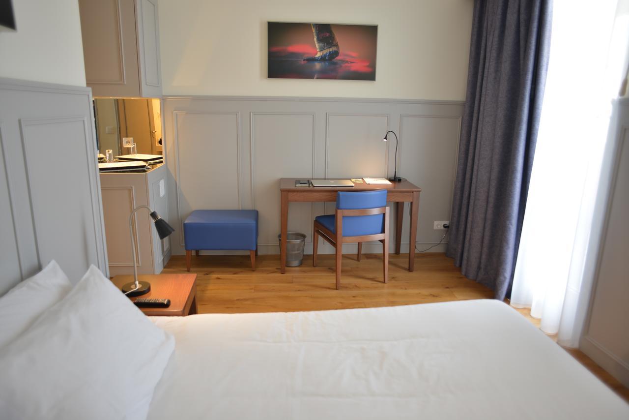 Charming Blue Hotell Vila do Porto Exteriör bild