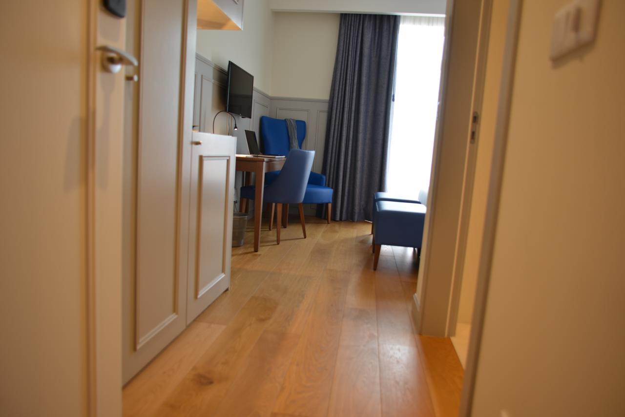 Charming Blue Hotell Vila do Porto Exteriör bild